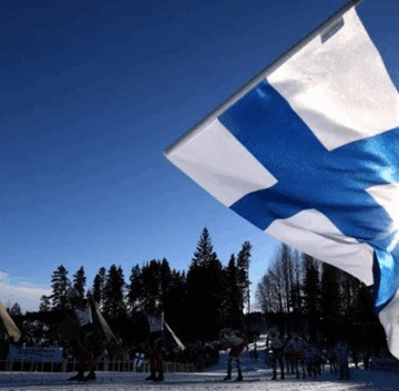 Corelation between Easterlin’s Paradox and World Happiness Index