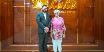 From Classroom to Corporate Leadership: The Remarkable Journey of      Mr. Noman Aziz Khan and the Transformation of Retail Culture in Lucknow